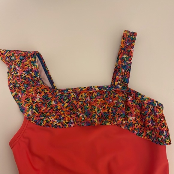 Girls Speedo bathing suit - Picture 2 of 5